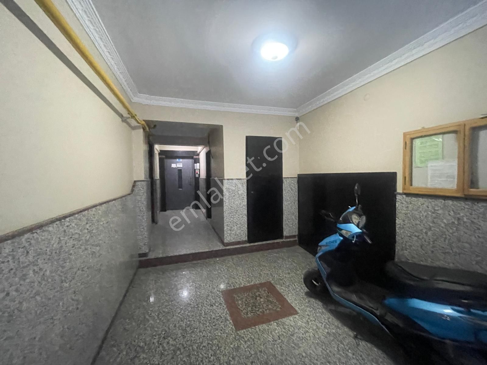 Çiğli Egekent Satılık 3+1 Ebeveyn Banyolu 220 M2 Daire - Görsel 3