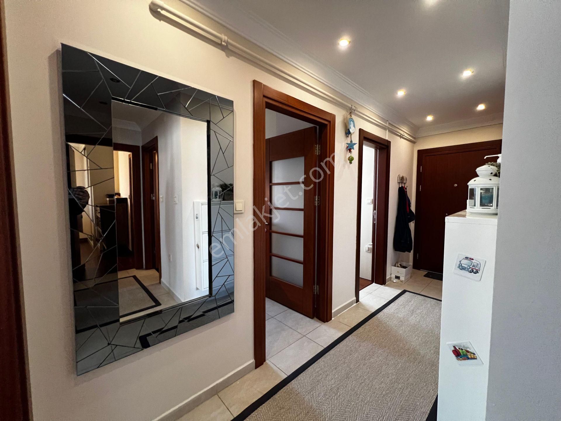 Şenesenevler'de Genç Binada Otoparklı, Asansörlü 3+1 90 M² Net - Görsel 26