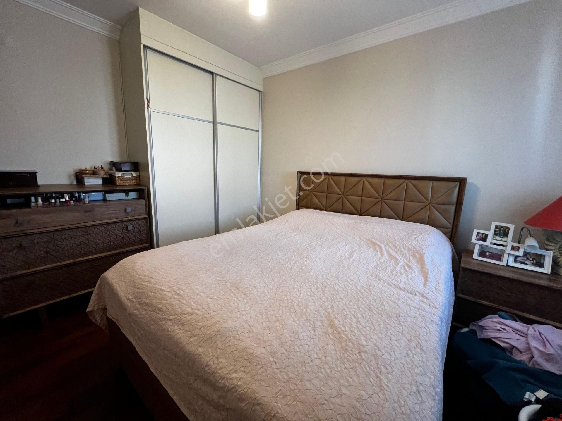 Şenesenevler'de Genç Binada Otoparklı, Asansörlü 3+1 90 M² Net - Görsel 18