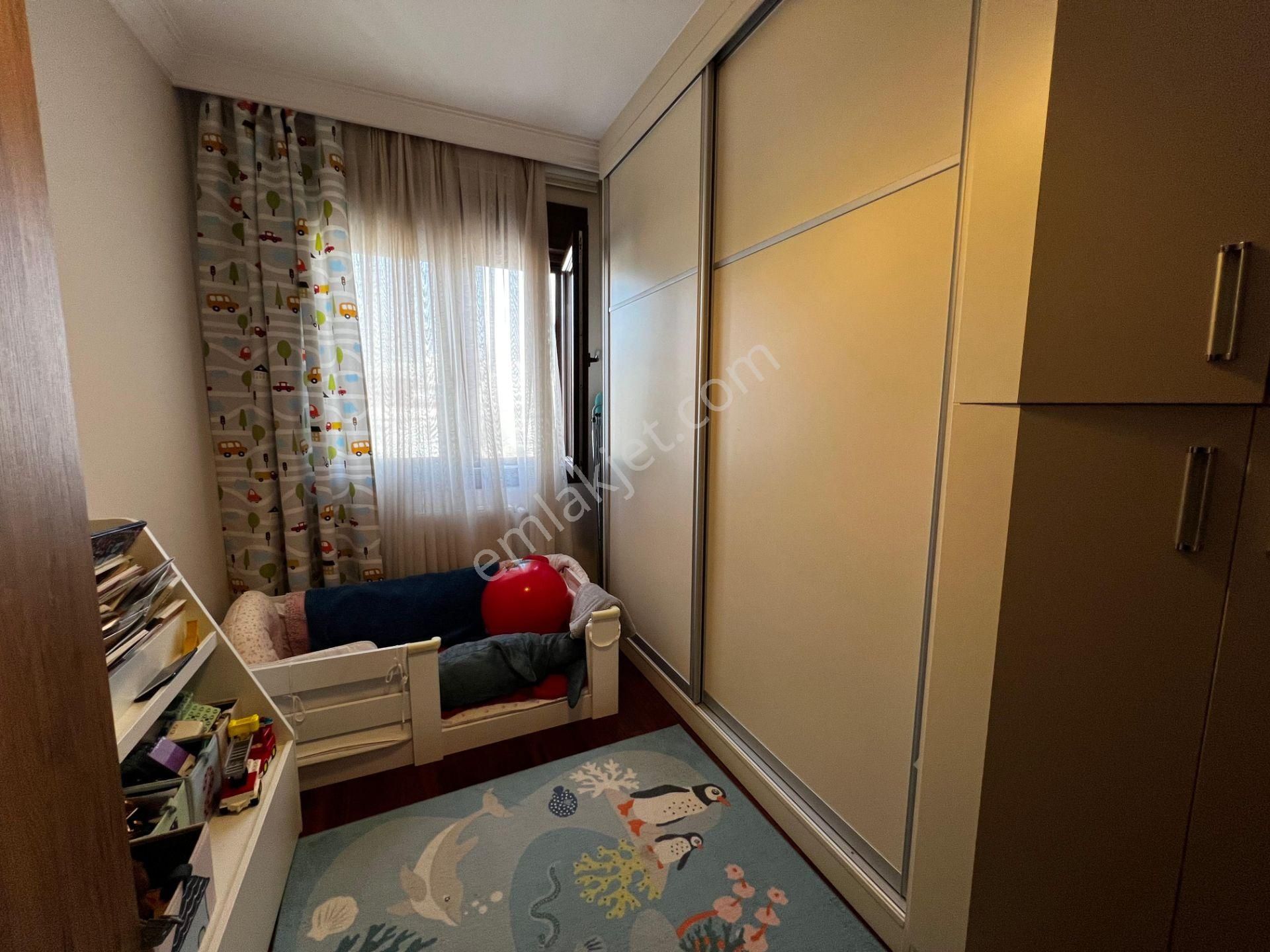 Şenesenevler'de Genç Binada Otoparklı, Asansörlü 3+1 90 M² Net - Görsel 14