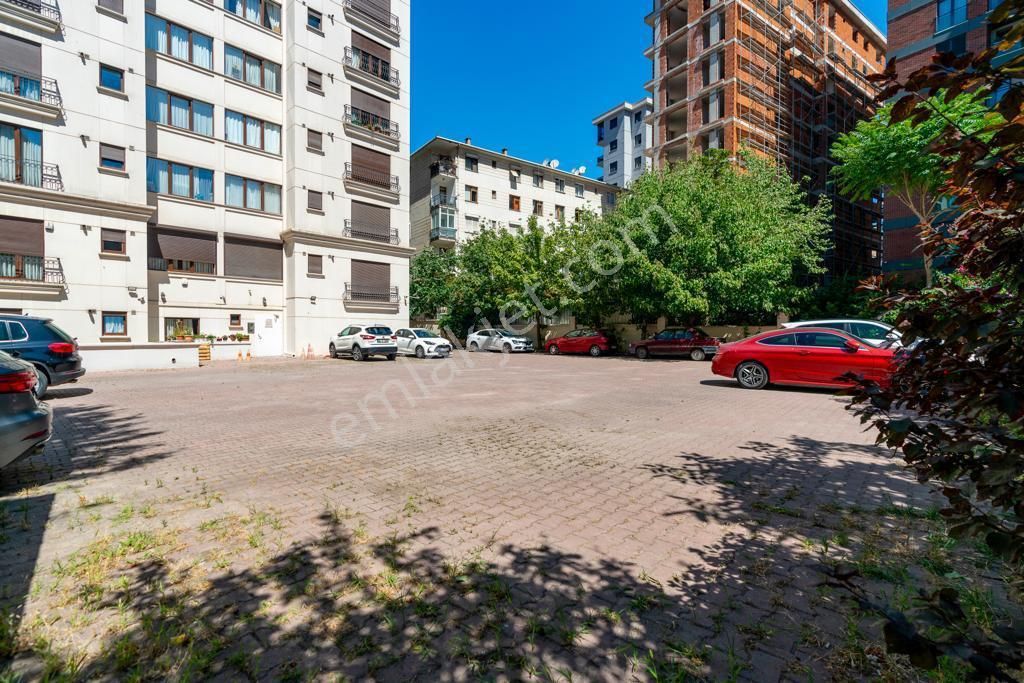 Şenesenevler'de Genç Binada Otoparklı, Asansörlü 3+1 90 M² Net - Görsel 33