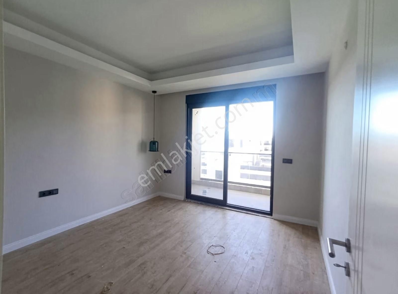 Kızıl Ağaçta Satılık Villa - Görsel 7
