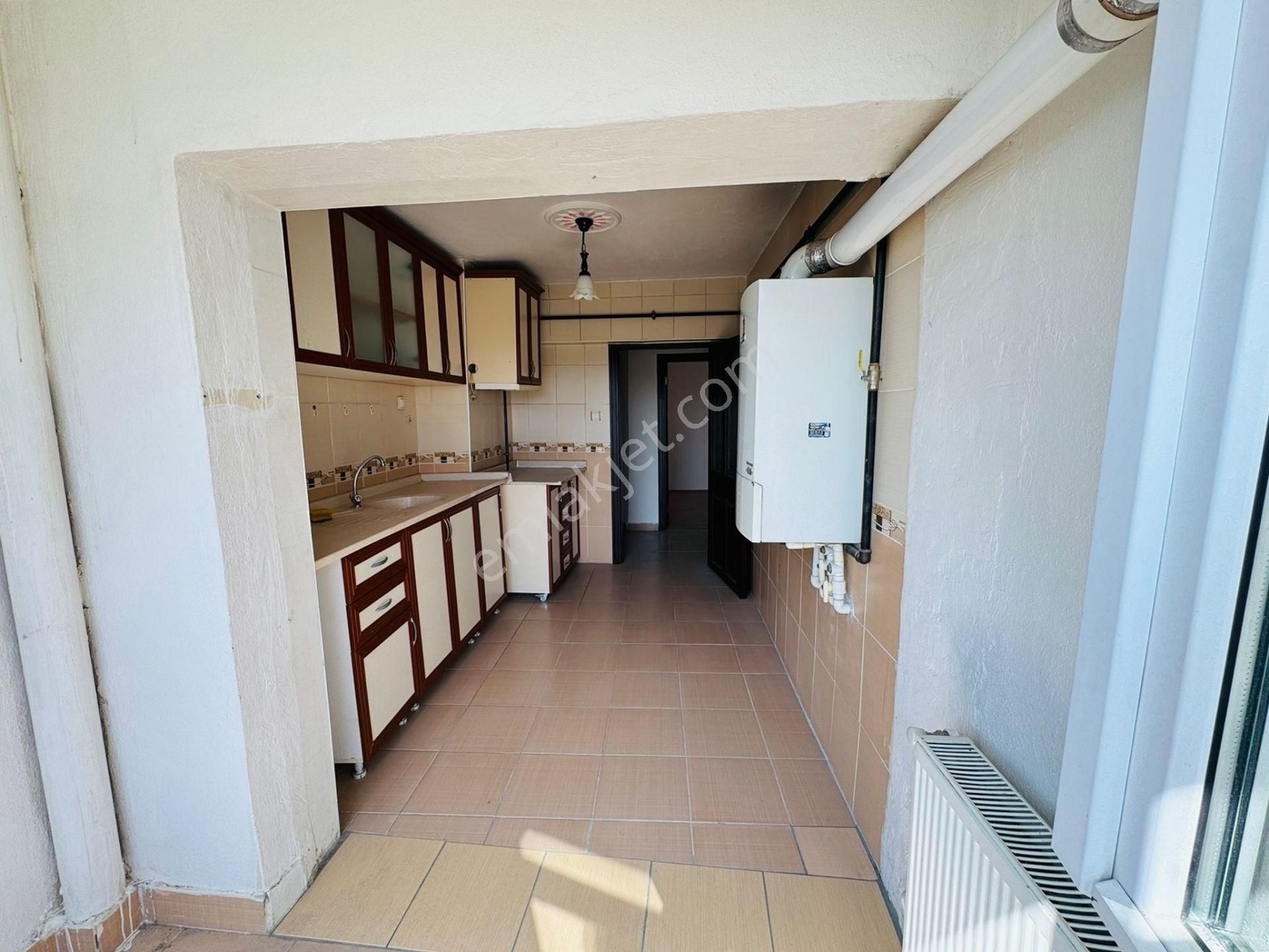 Battalgazi'de Çarşamba Pazarı Yakınında 3+1 Ara Kat Park Cepheli Satılık Daire !! - Görsel 14