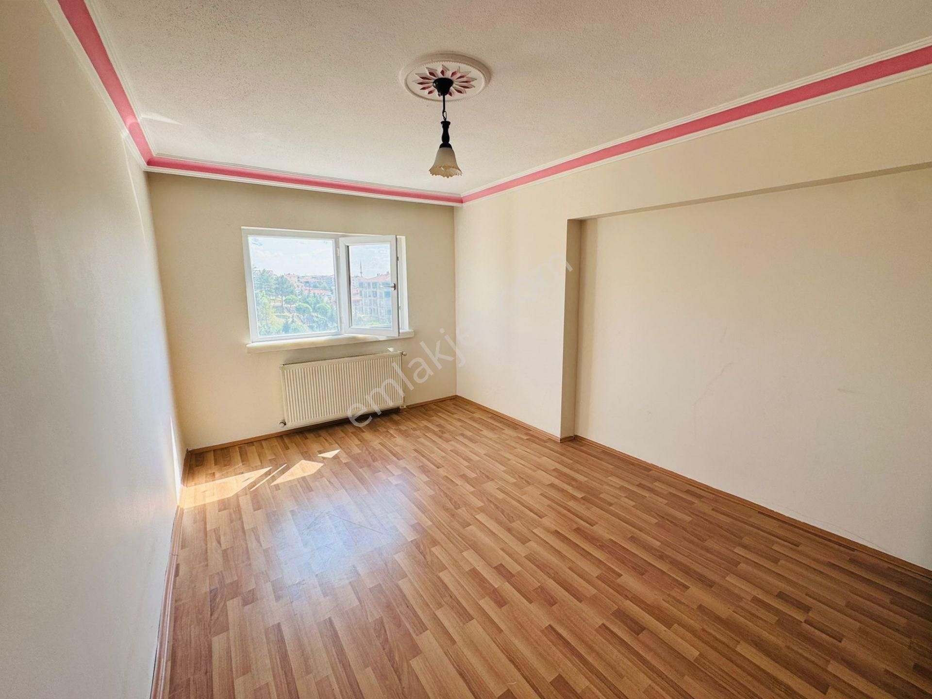 Battalgazi'de Çarşamba Pazarı Yakınında 3+1 Ara Kat Park Cepheli Satılık Daire !! - Görsel 8