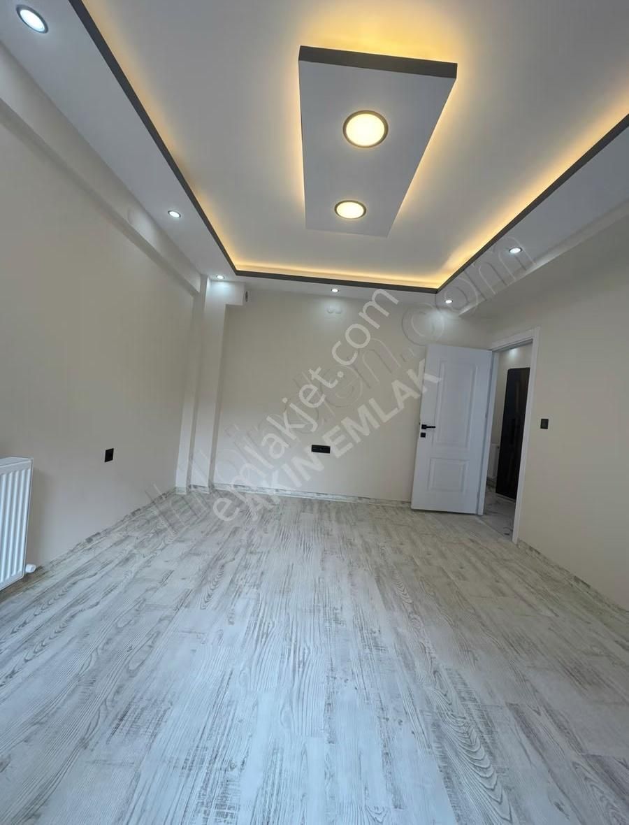 Buca İnönü Mah. Satılık Plan Projeli 3 Katlı Sıfır Bina - Görsel 3