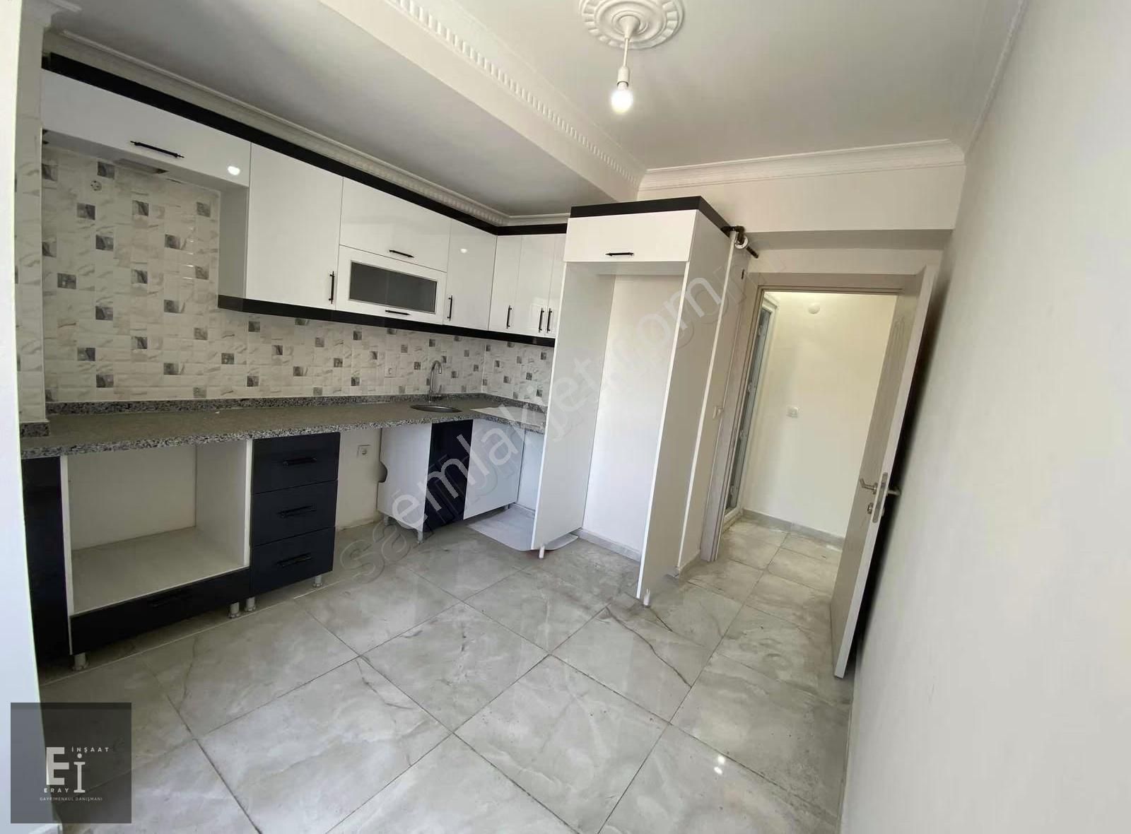 Eray Emlak'tan Satılık Arakat 3+1 115m2 Meydan Konumlu - Görsel 14