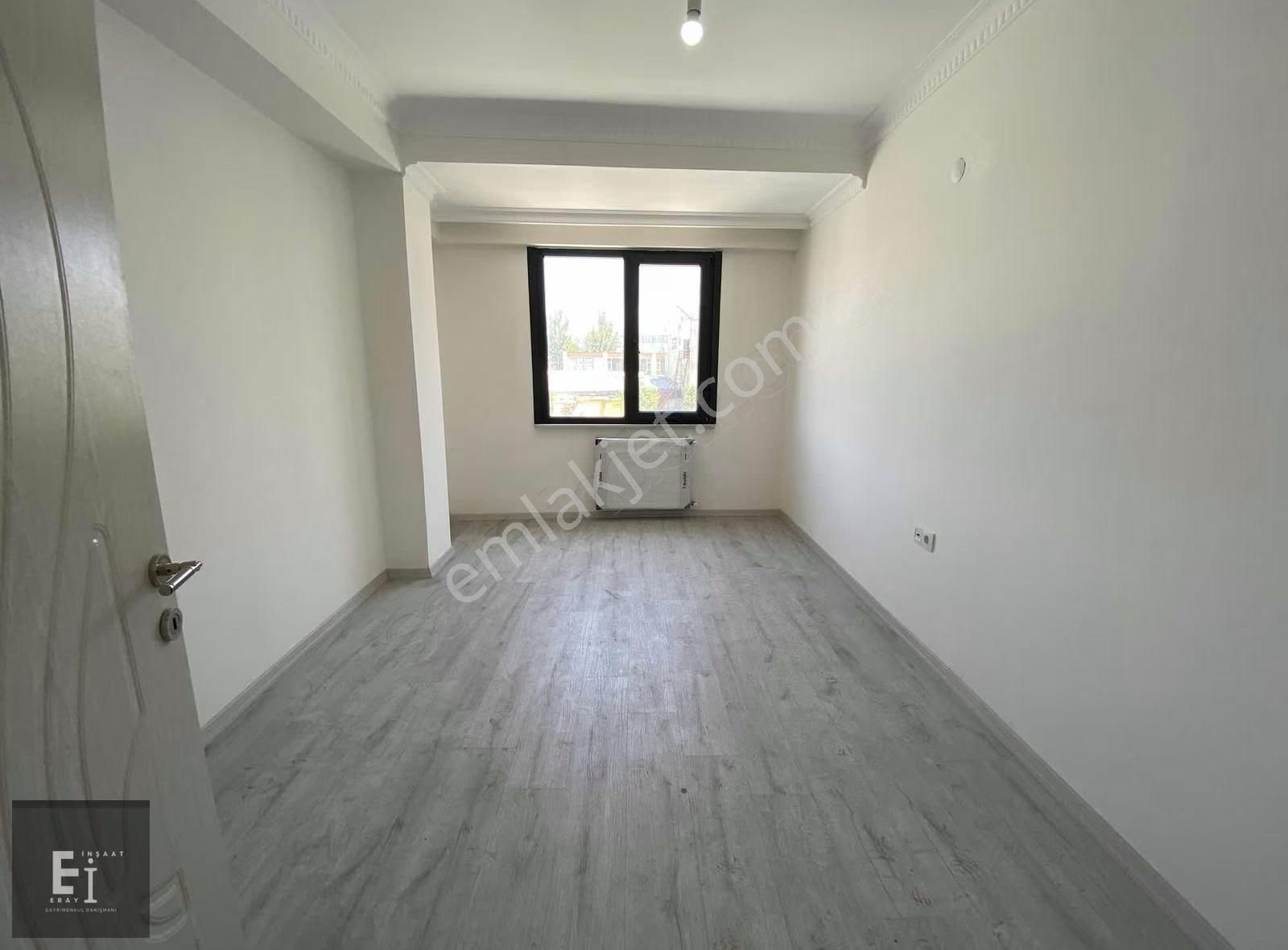 Eray Emlak'tan Satılık Arakat 3+1 115m2 Meydan Konumlu - Görsel 15