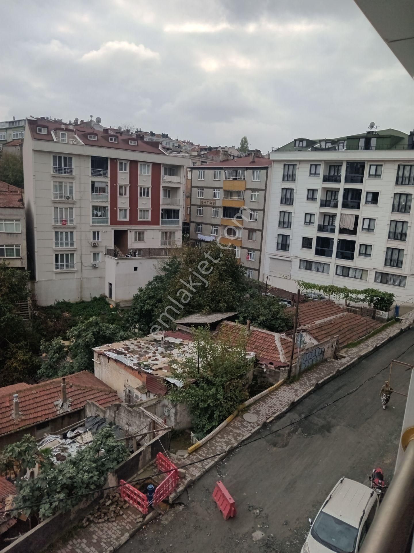 Gaziosmanpaşa Merkez Mah. Hovuzbaşı 5+1 Satılık Dubleks Daire 200m2 - Görsel 17