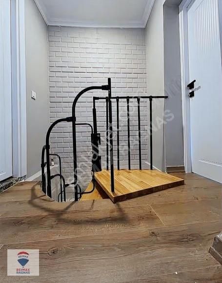 Üsküdar Selami Ali Mahallesinde Satılık Yenilenmiş Dubleks Daire - Görsel 28