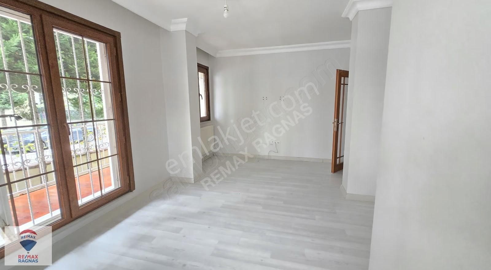 Sancaktepe Yenidoğan Balkonlu 2+1 Daıre 100m² Kiralık - Görsel 14