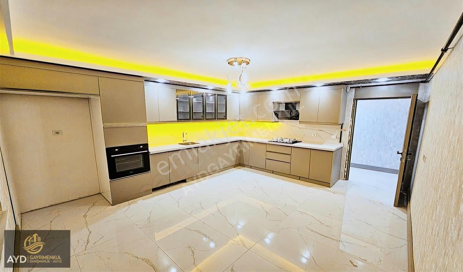 Ayd'den Muazzam 4+1 175m2 + 100m2 Depolu Satılık Daire - Görsel 10