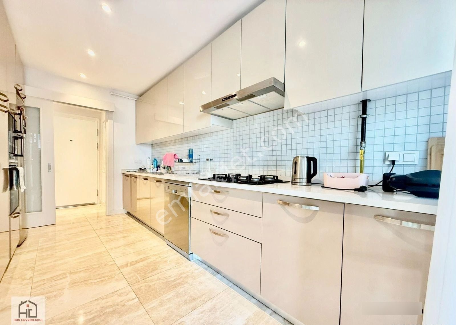 Göztepede 3+1 Geniş M2de Site Özellikli Lüks Yeni - Görsel 2