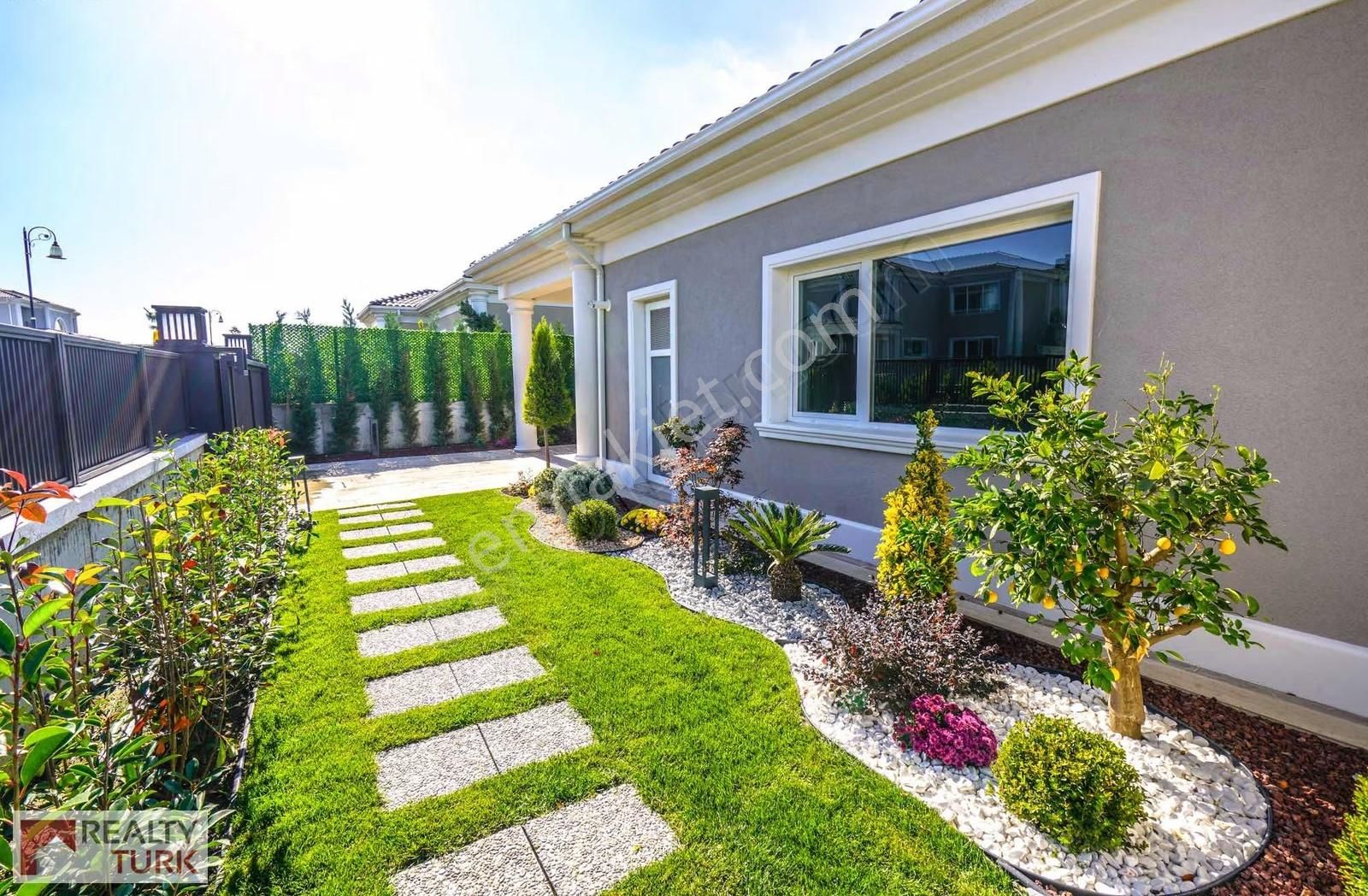 Vadimahal Göl Manzaralı Havuzlu Tam Müstakil 5+1 - Görsel 23