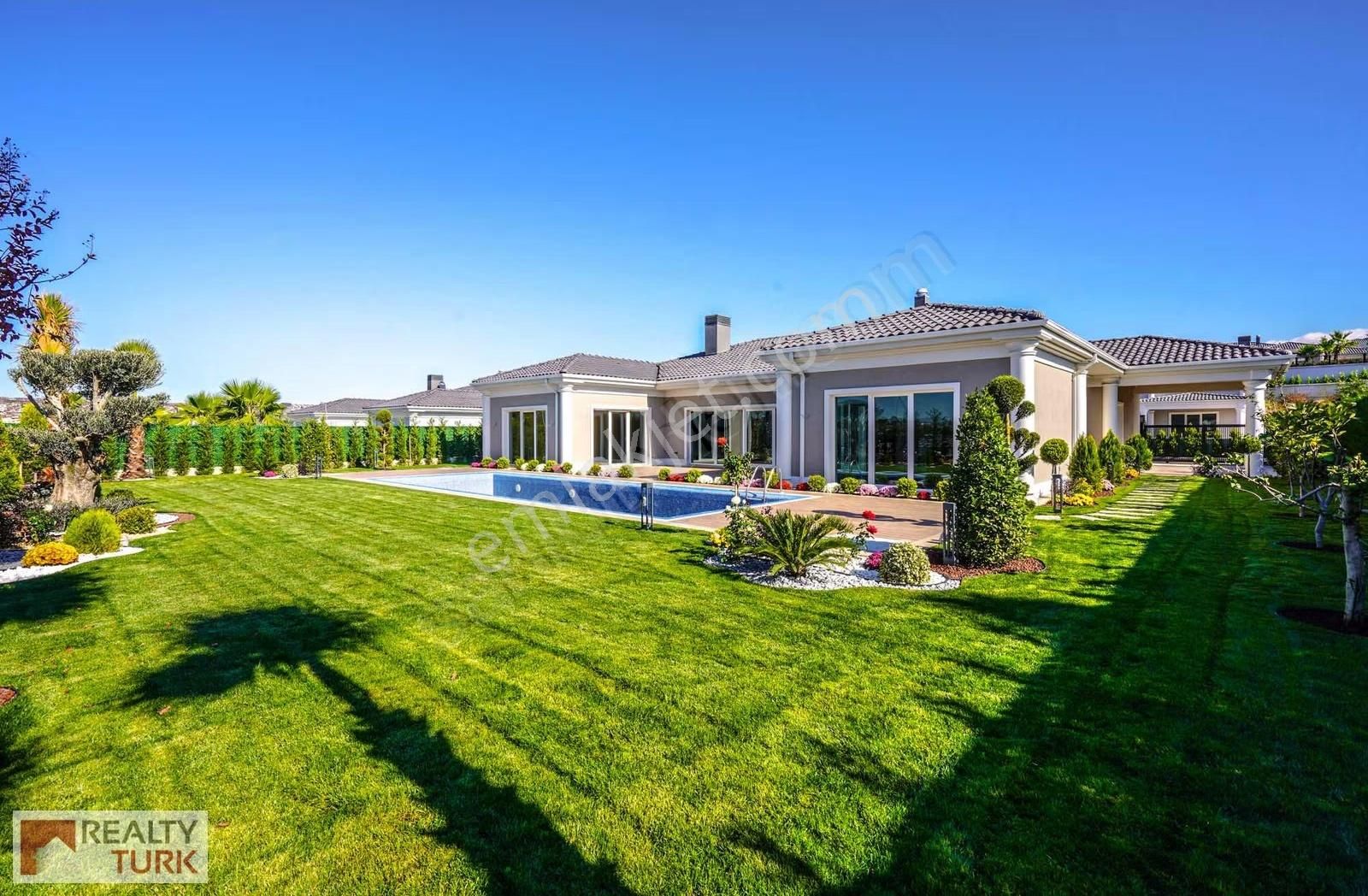 Vadimahal Göl Manzaralı Havuzlu Tam Müstakil 5+1 - Görsel 32