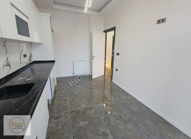 Adnan Kahveci 'de 3+1 Site İçinde Büyük Daire Satılık - Görsel 6