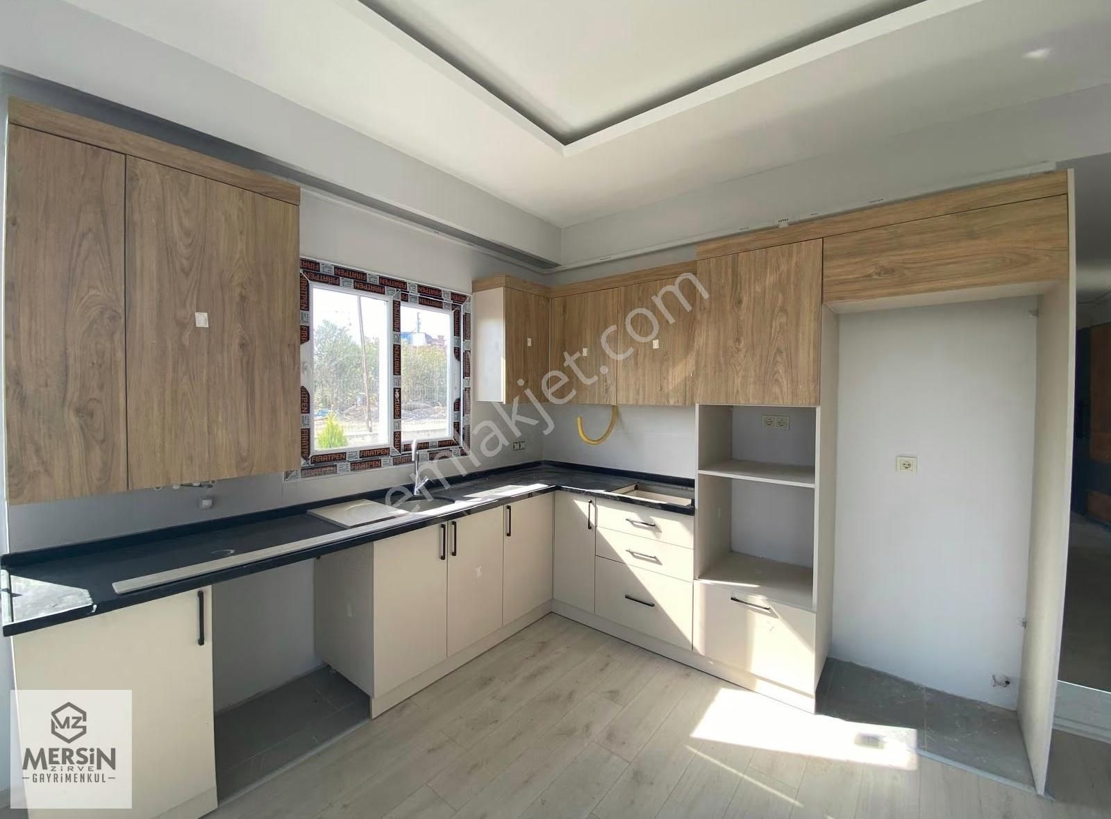 Eski Mezitli Bölgesin'de Satılık Fırsat 2+1 Daire - Görsel 7