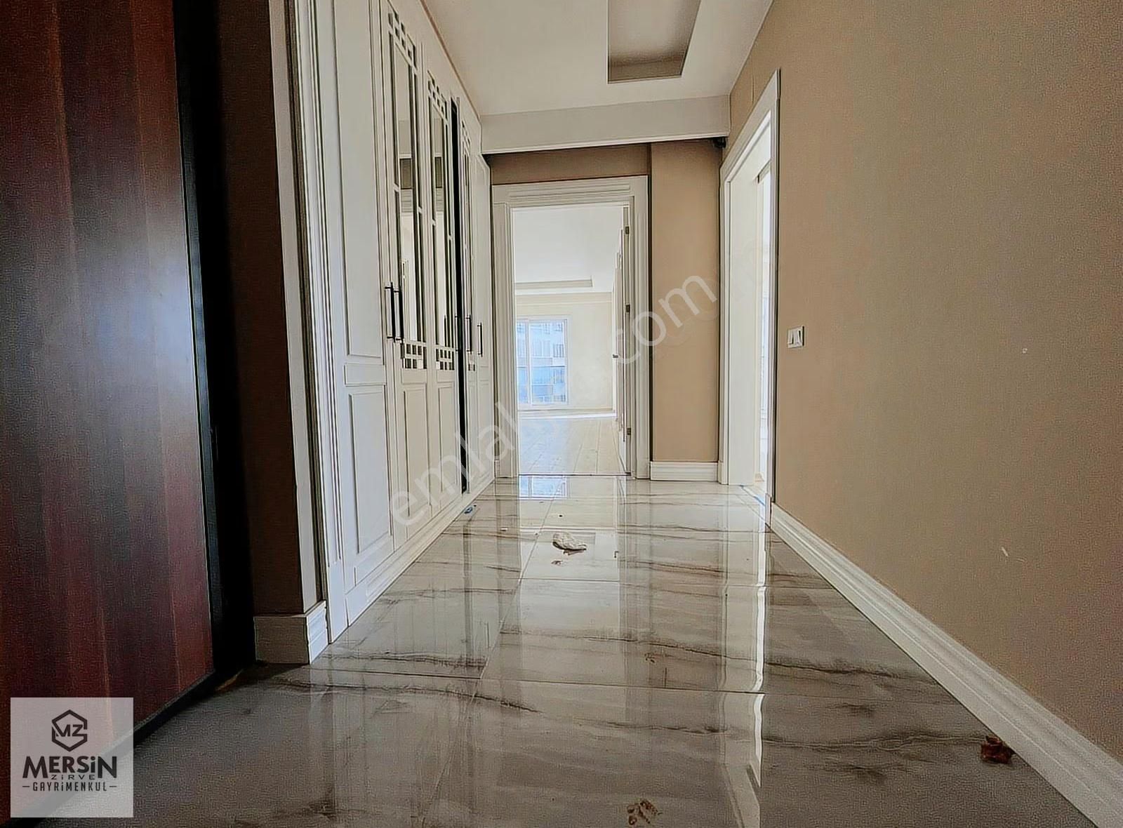Premium Proje'de Harika Konumlu Havuzlu Site İçi Kiralık 4+1 - Görsel 16