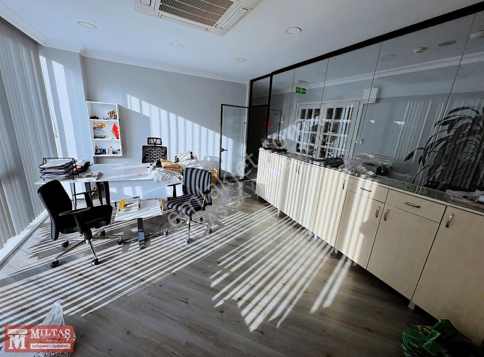 Yeni Ve Modern Binada 160 M² Ofis & Showroom Masrafsız İş Yeri - Görsel 11