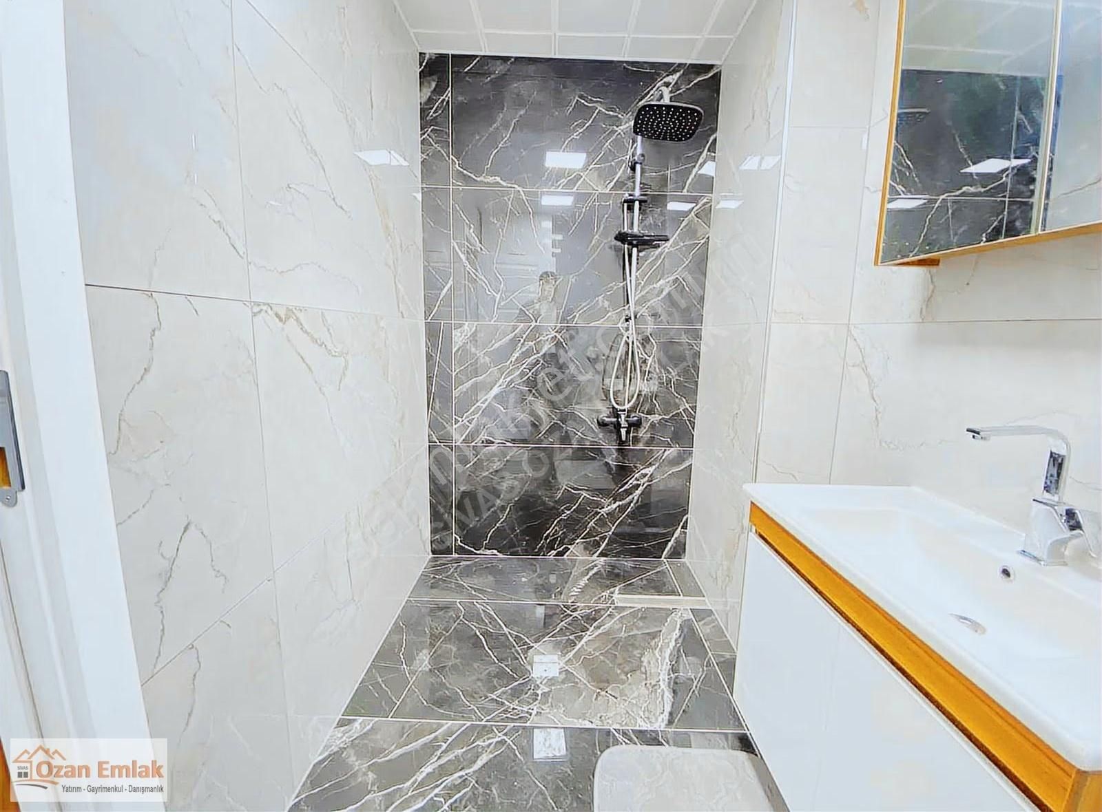 Sivas Ozan Emlak'tan Orhan İş Mrk.'de Satılık 2+1 Ofis & Büro - Görsel 21