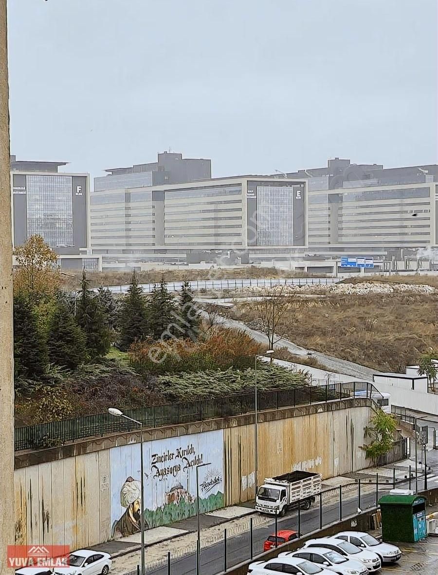 Kayaşehir 15.bölgede Kiralık Daire Metroya 1dk 3+1 Tadilatlı - Görsel 15