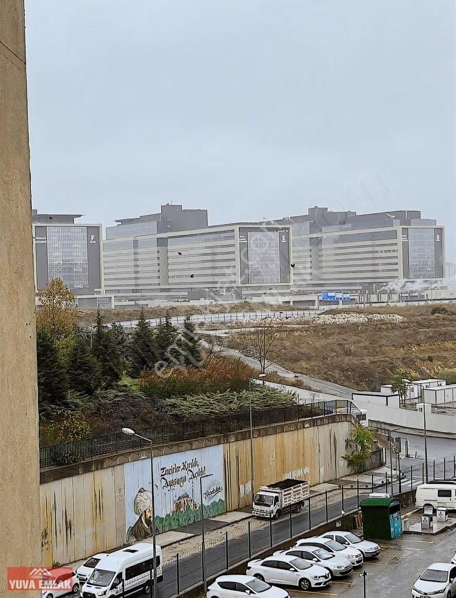 Kayaşehir 15.bölgede Kiralık Daire Metroya 1dk 3+1 Tadilatlı - Görsel 27