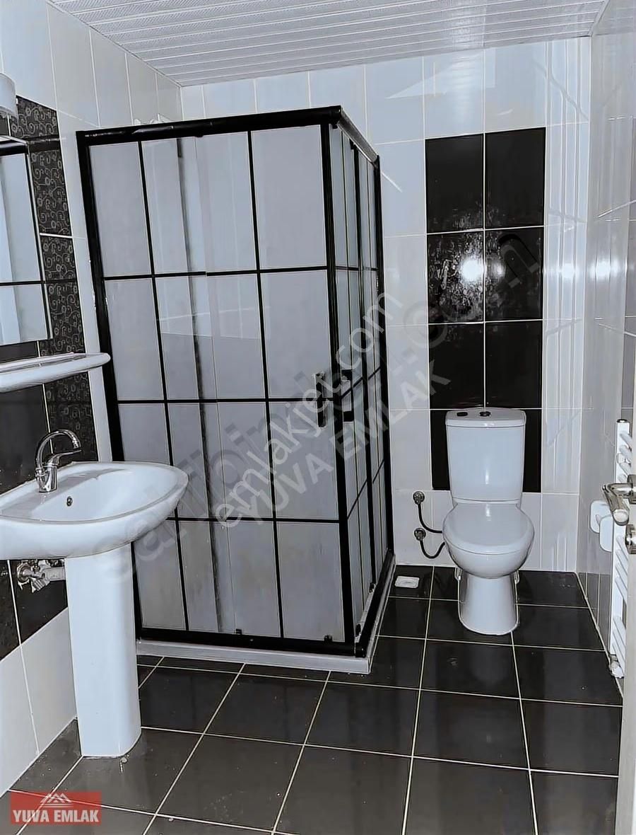 Kayaşehir 15.bölgede Kiralık Daire Metroya 1dk 3+1 Tadilatlı - Görsel 18