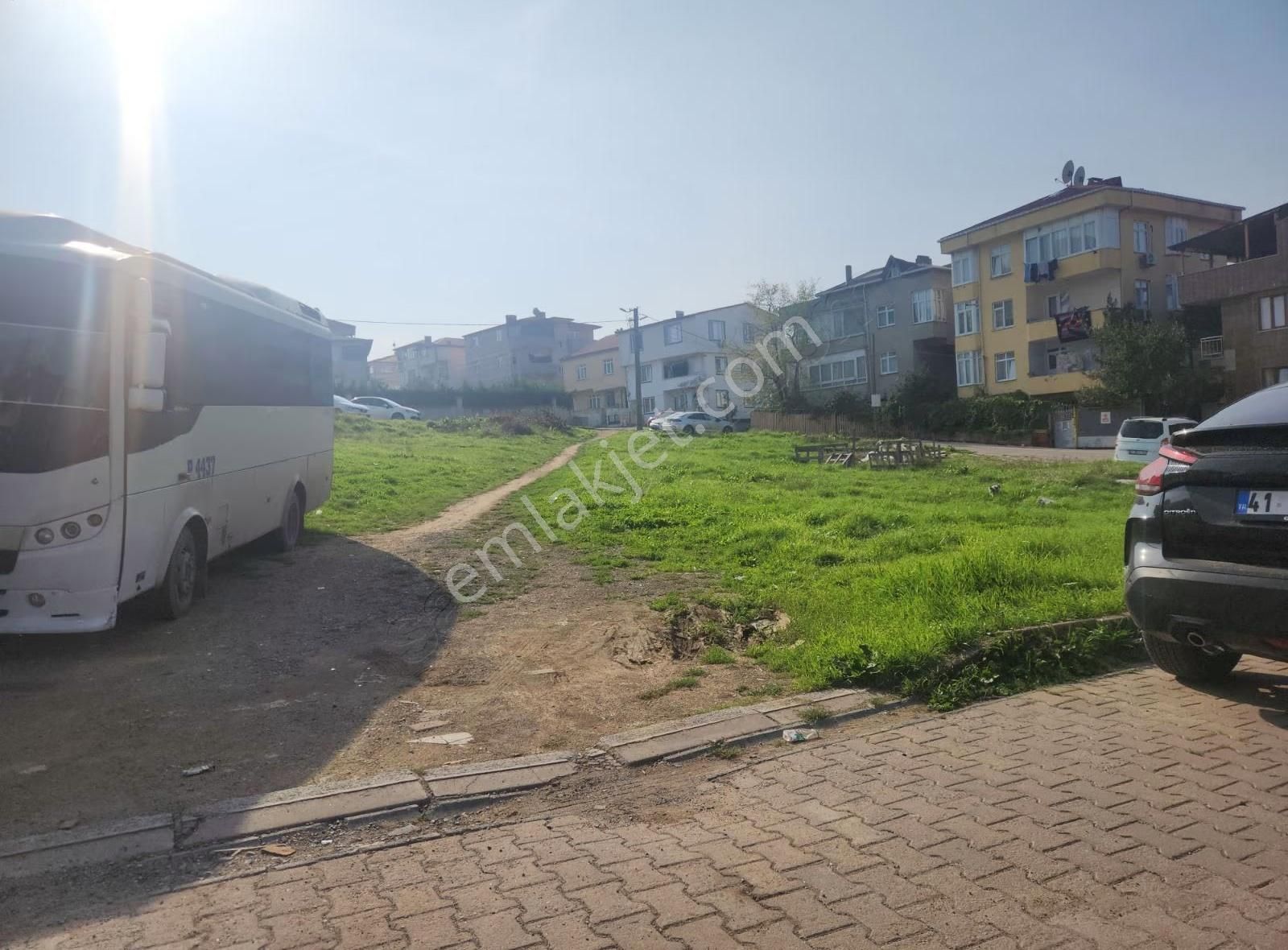 Denız Can Emlak Nenehatunda Caddeüzeri Site Yapımına Uygun Arazi - Görsel 3