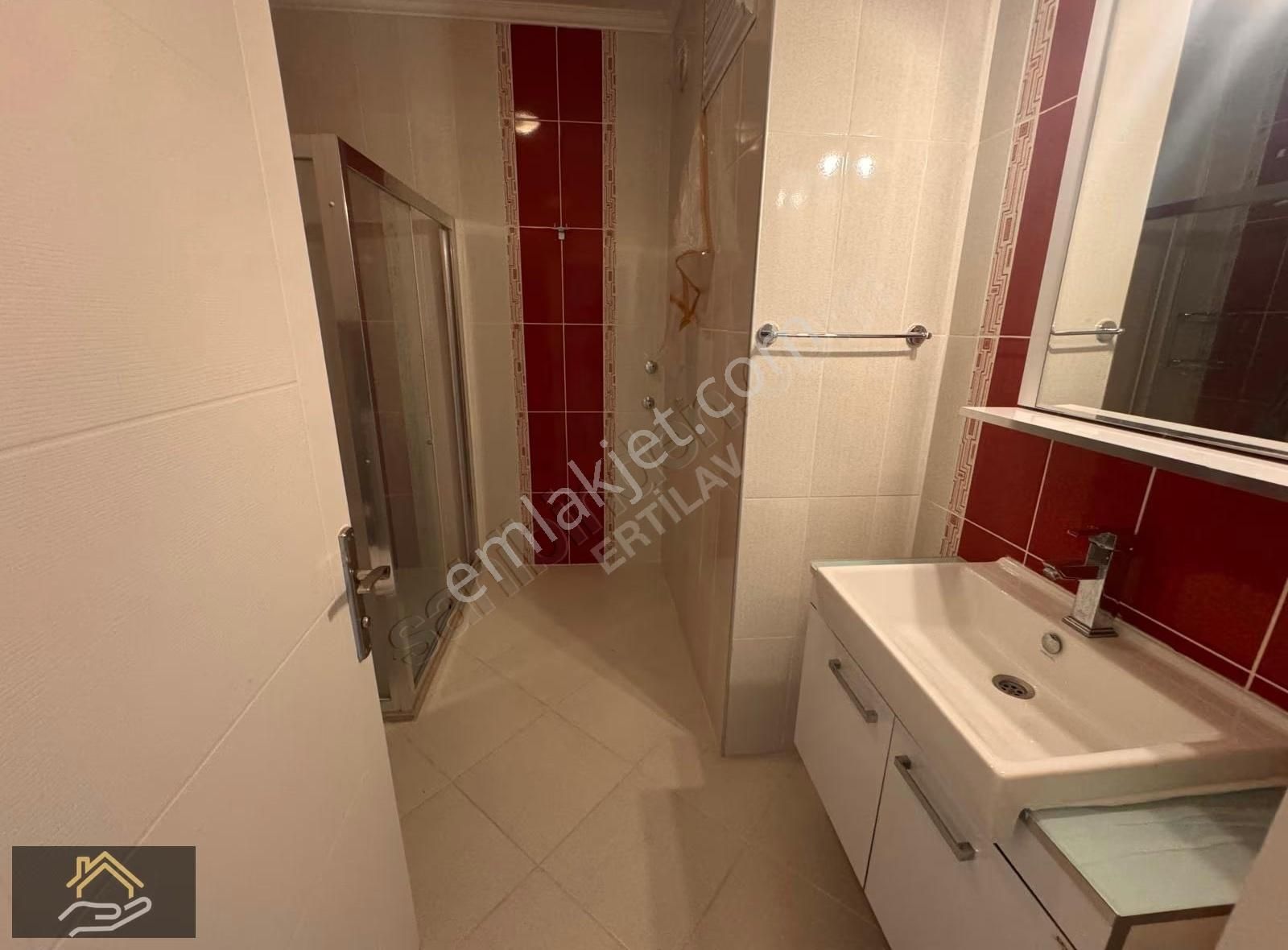 Foça Mahallesinde Satılık 130 M2 Eşyalı 2+1 Daire - Görsel 25