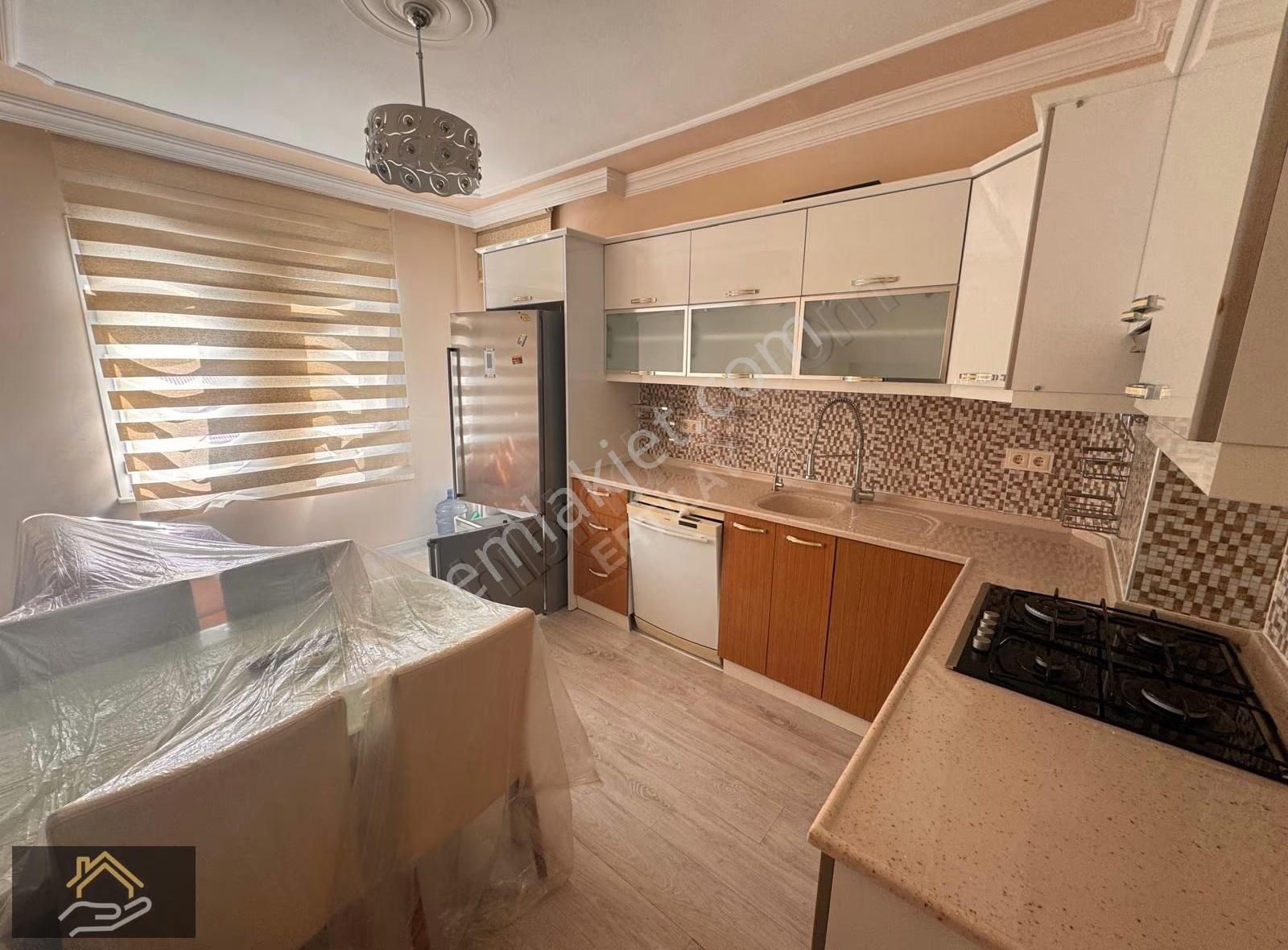Foça Mahallesinde Satılık 130 M2 Eşyalı 2+1 Daire - Görsel 17