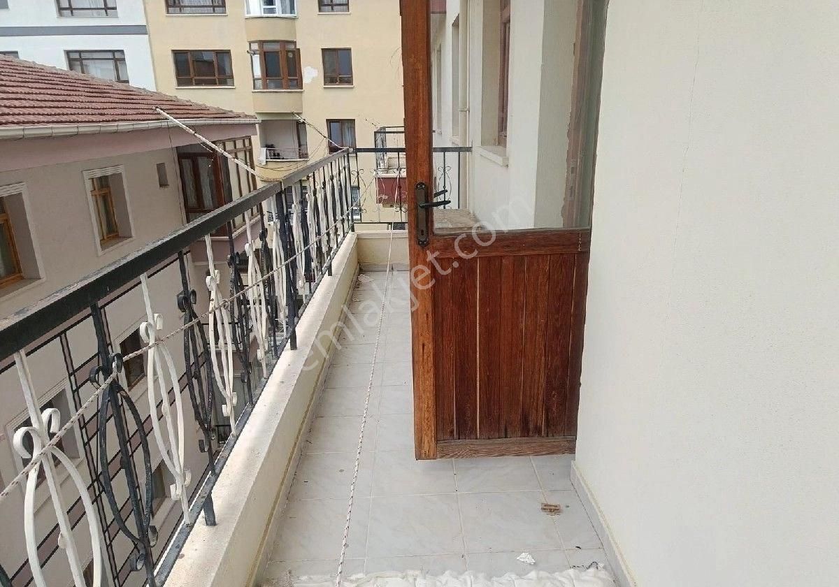 Keçiören Baplarbaşı Caddeye Yakın 5+1 İskanlı Manzaralı Dubleks - Görsel 4