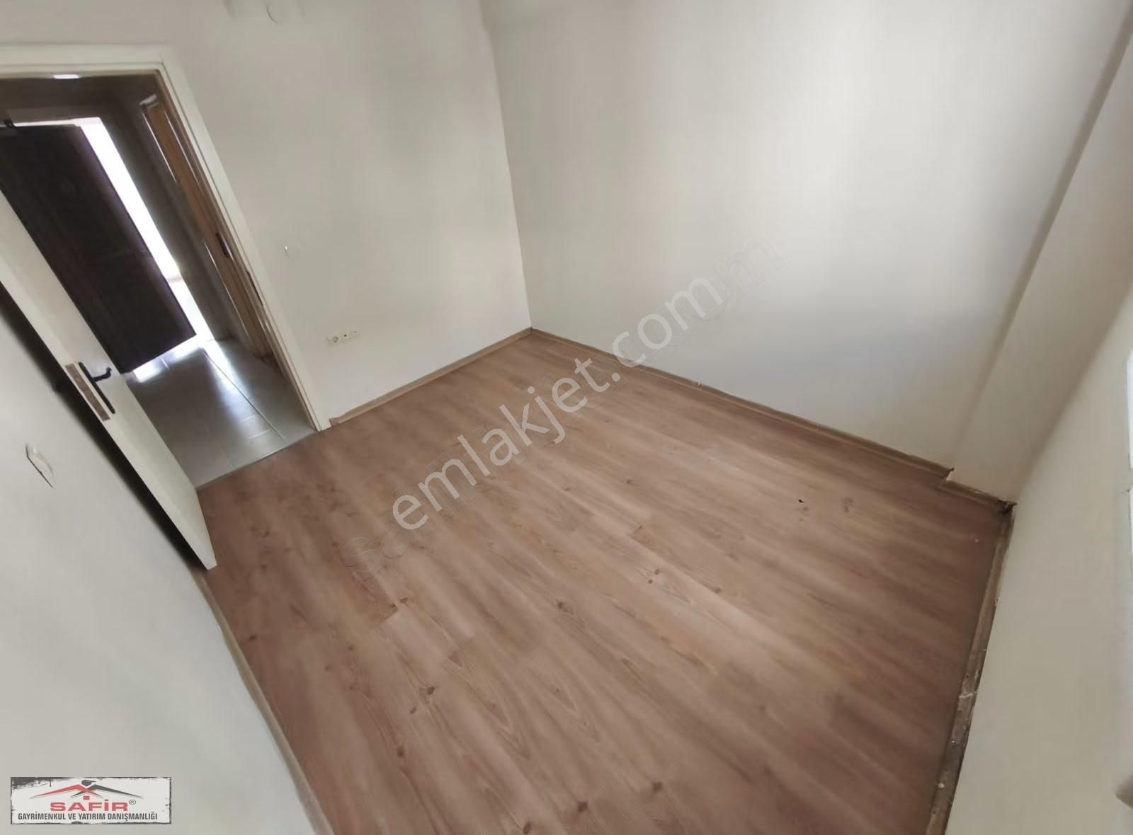 Safir' Den 1+1 Kampüs Karşısı Balkonlu Kiralık Daire - Görsel 8