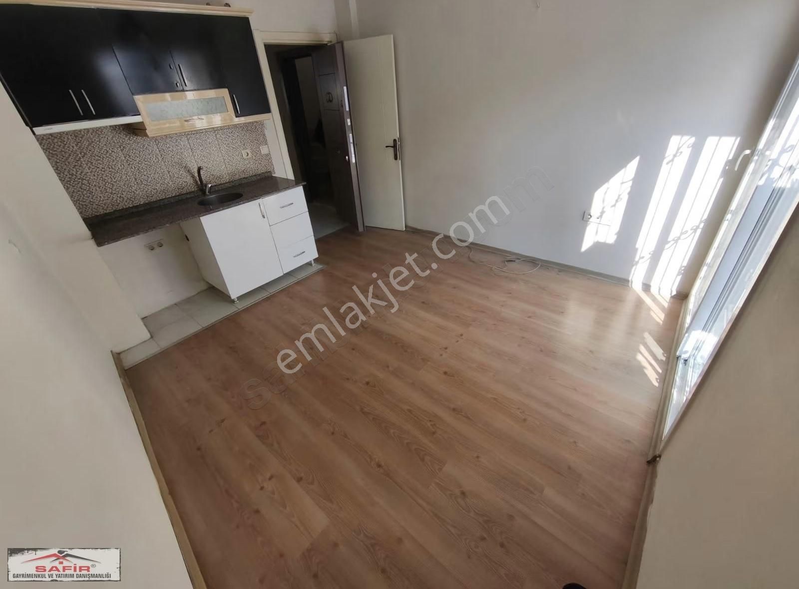 Safir' Den 1+1 Kampüs Karşısı Balkonlu Kiralık Daire - Görsel 9