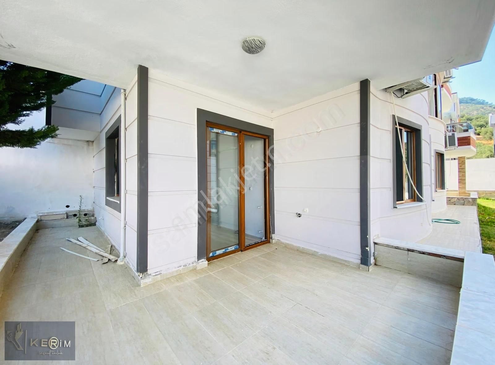 ✅ Küçükkuyu Kiralık 3+1 Havuzlu Sitede Bahçeli Daire - Görsel 25