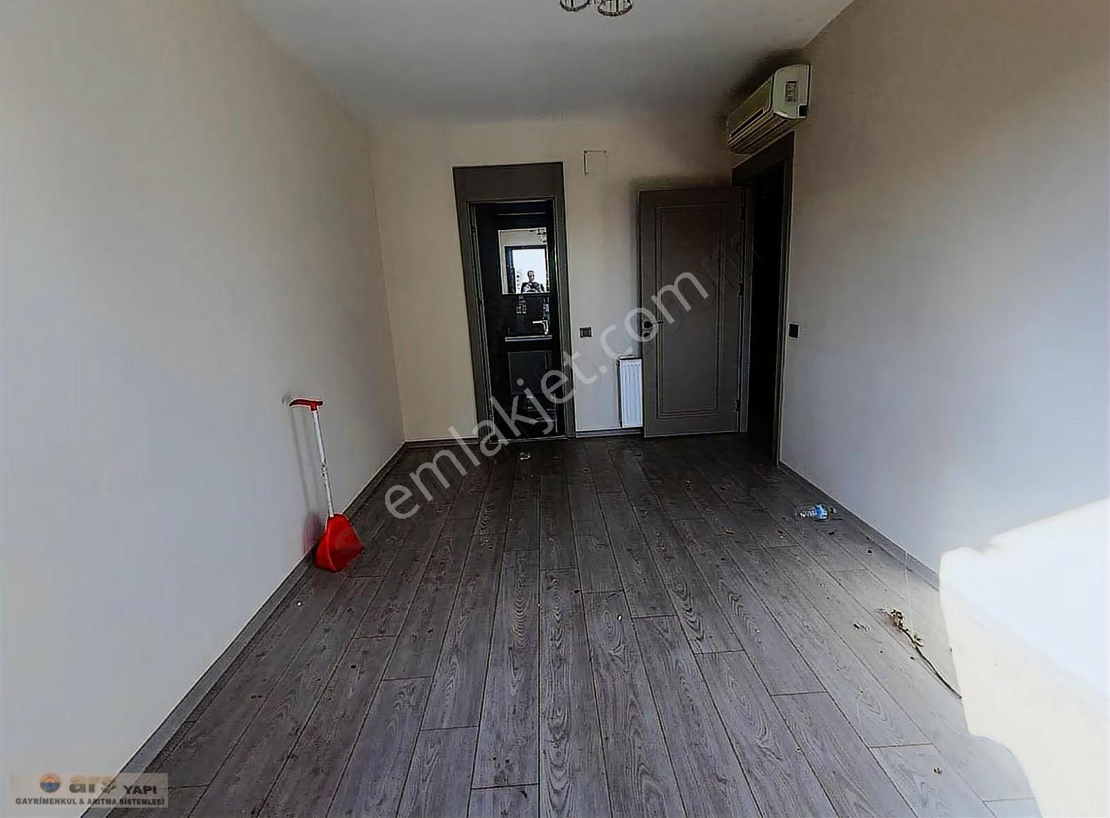 Mersin Mezitli Merkez Mahallesi'nde Satılık 2+1 Daire - Görsel 26