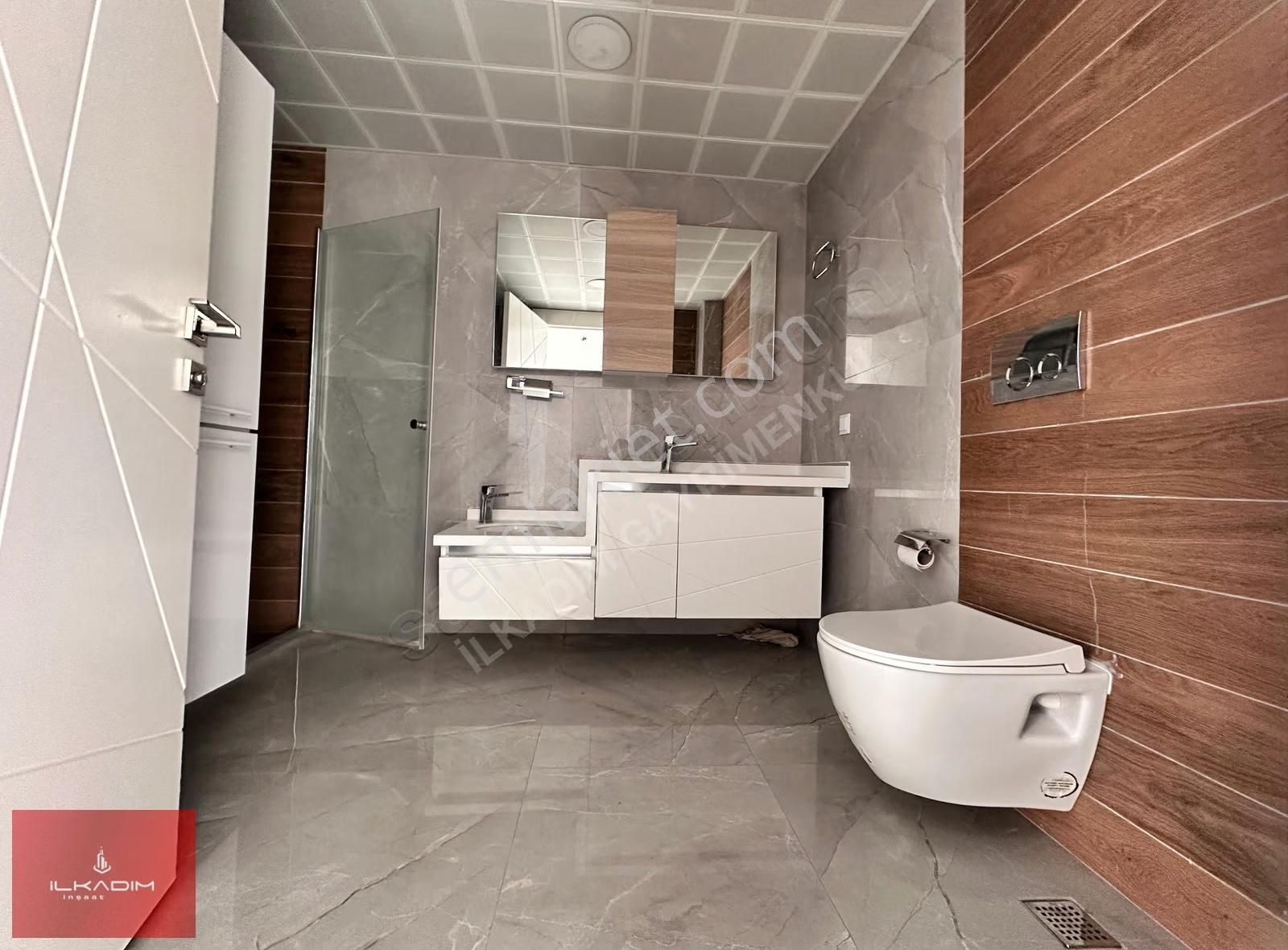 Ovacıkta Bulvar Paraleli Güvenlikli Sitede Güney Cephe 4+1