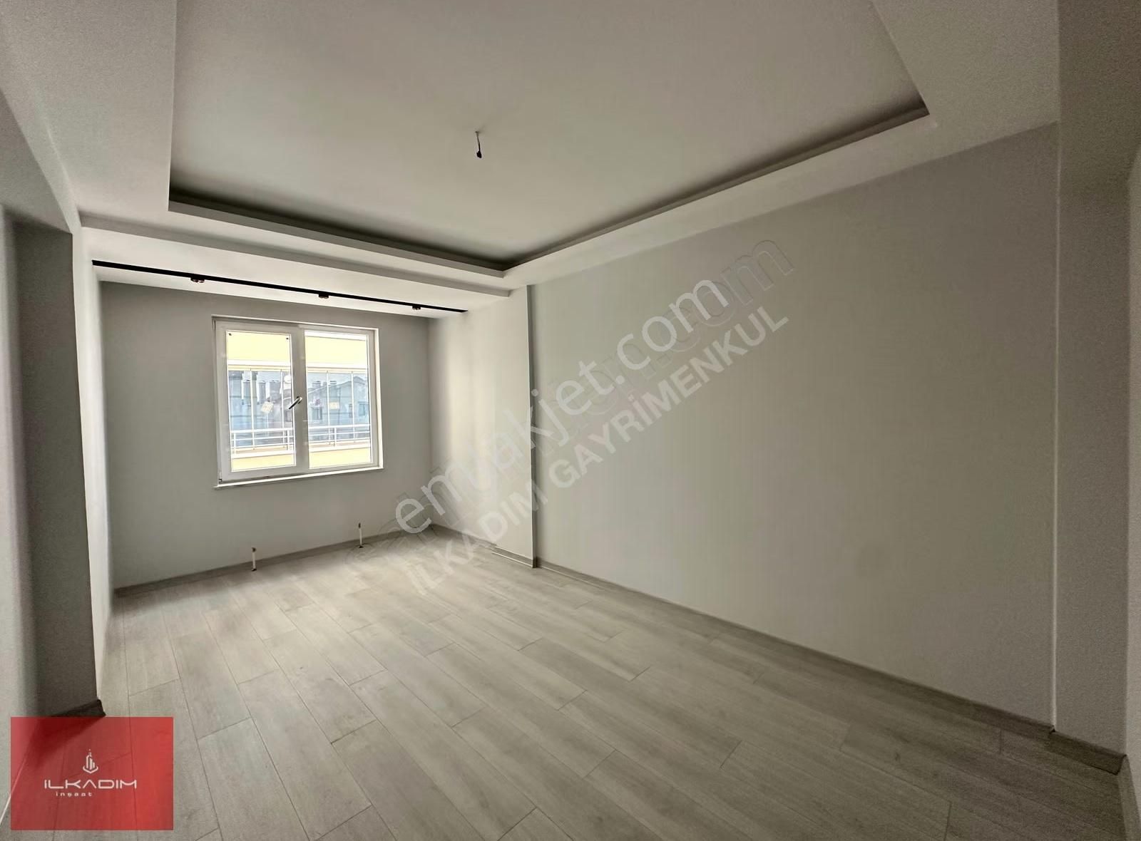 İlkadımdan Esertepedeyeni Binada Manzaralı Yapılı 3+1 Daireler - Görsel 23