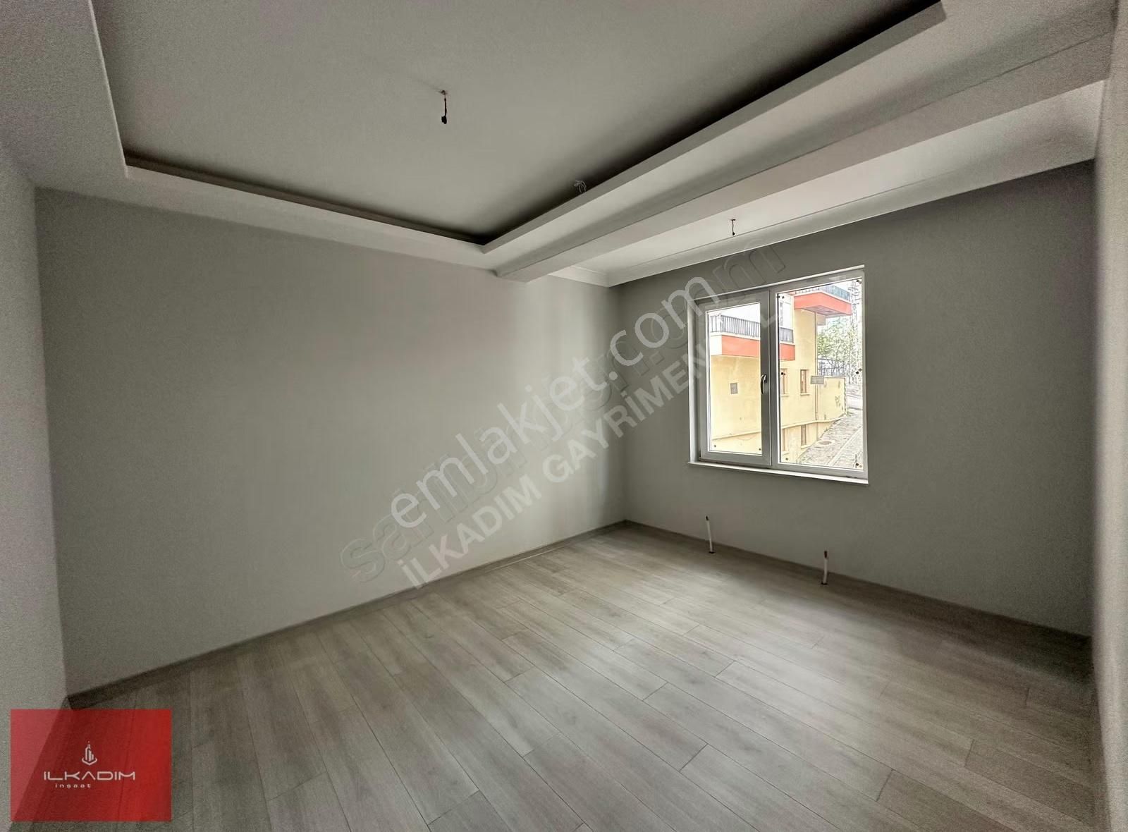 İlkadımdan Esertepedeyeni Binada Manzaralı Yapılı 3+1 Daireler - Görsel 31