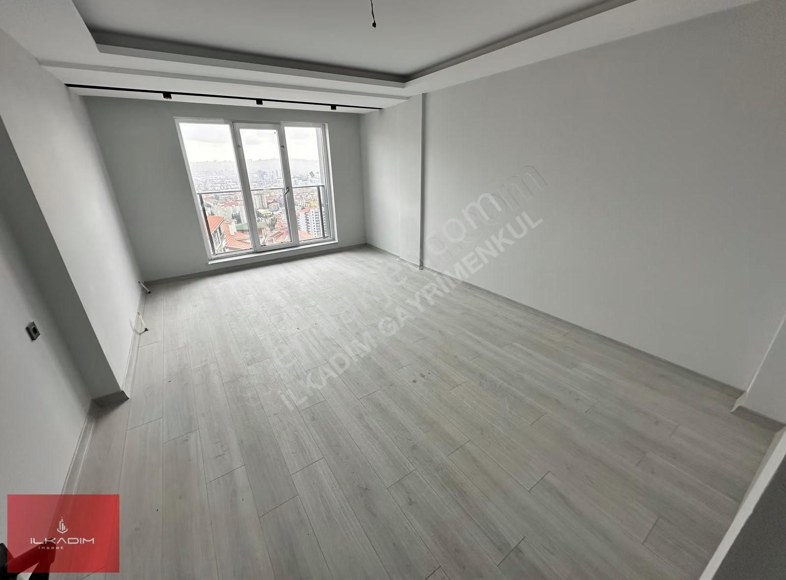 İlkadımdan Esertepedeyeni Binada Manzaralı Yapılı 3+1 Daireler - Görsel 35