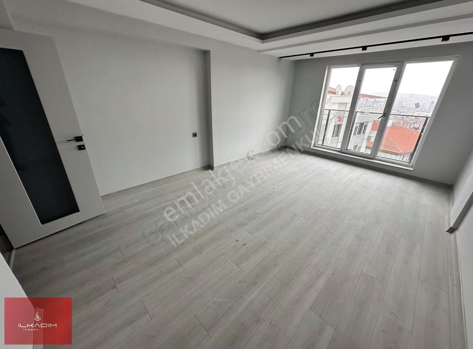 İlkadımdan Esertepedeyeni Binada Manzaralı Yapılı 3+1 Daireler - Görsel 15