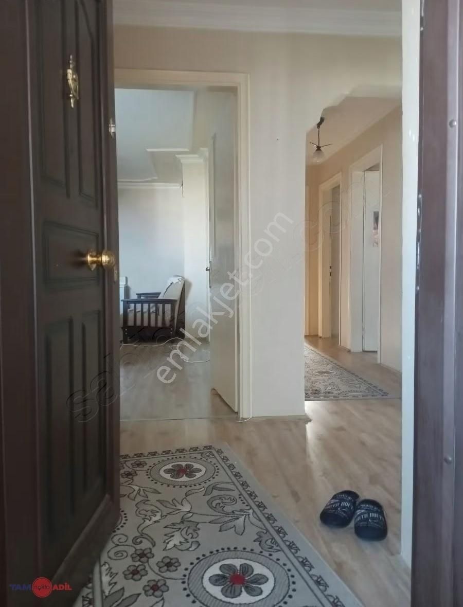 Dikili Barışkent'te Satılık Ayrı Mutfak Çift Balkon 2+1 Daire! - Görsel 8