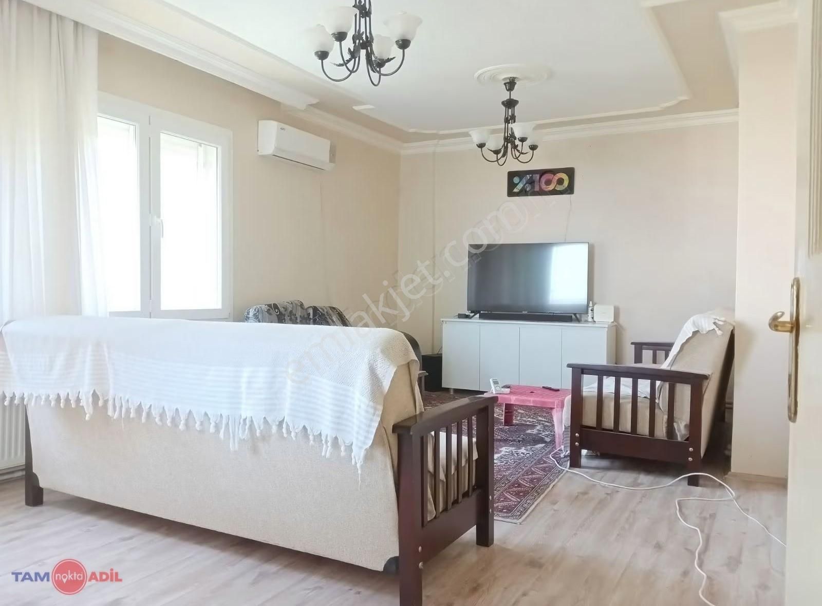 Dikili Barışkent'te Satılık Ayrı Mutfak Çift Balkon 2+1 Daire! - Görsel 28