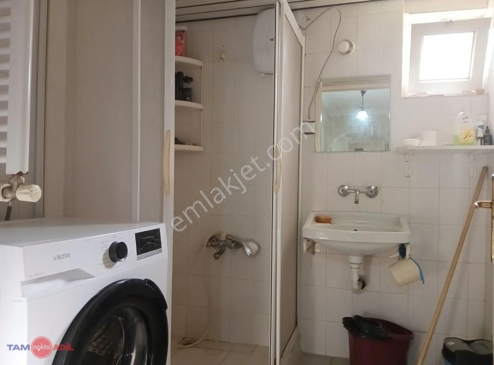 Dikili Barışkent'te Satılık Ayrı Mutfak Çift Balkon 2+1 Daire! - Görsel 23