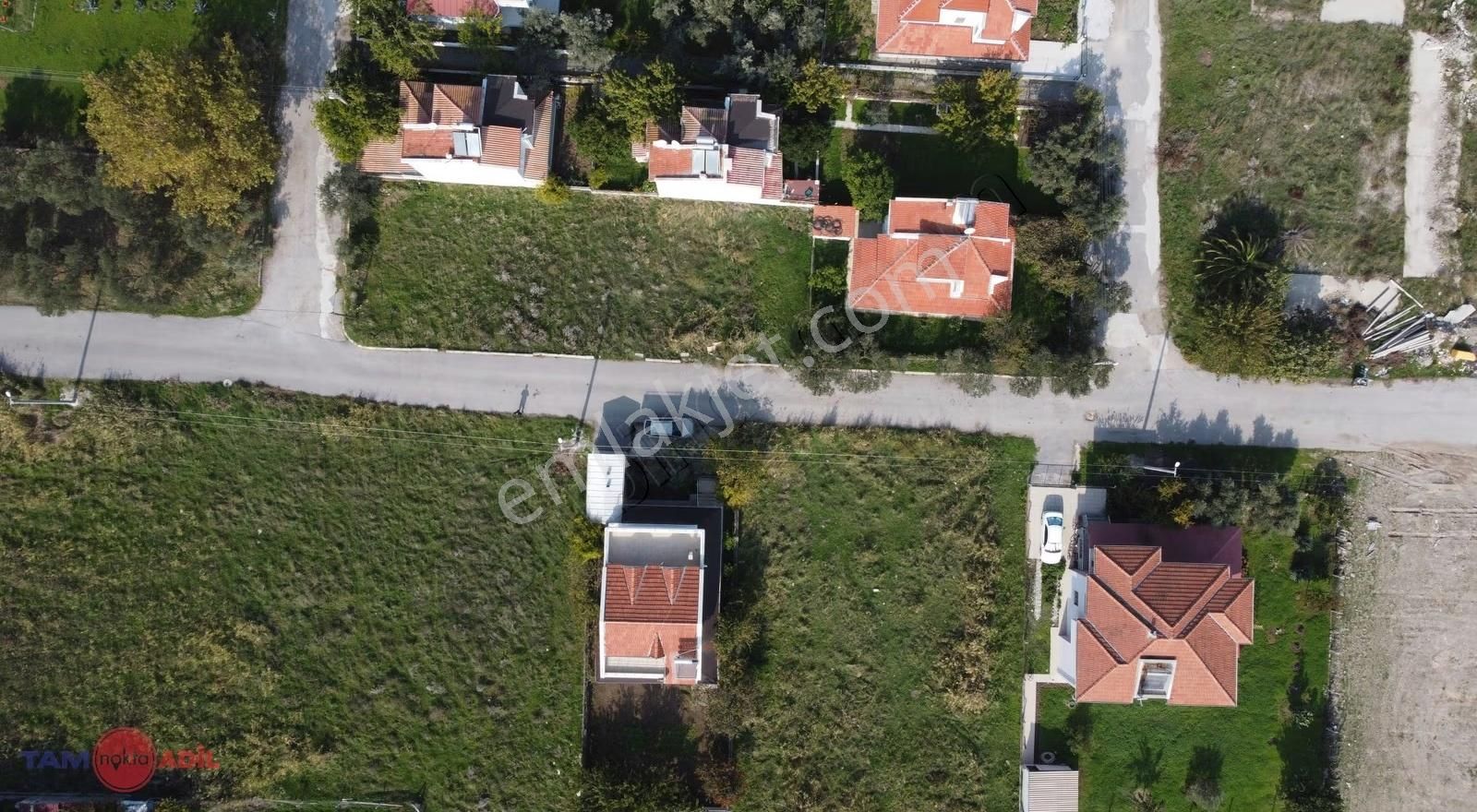 Dikili İsmetpaşada Satılık Köşe Parsel Arsa - Görsel 7