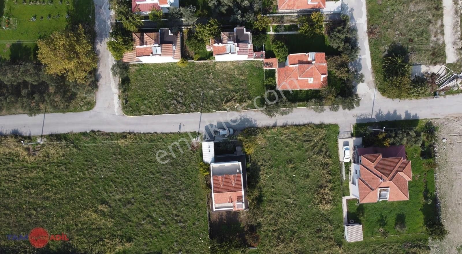 Dikili İsmetpaşada Satılık Köşe Parsel Arsa - Görsel 5