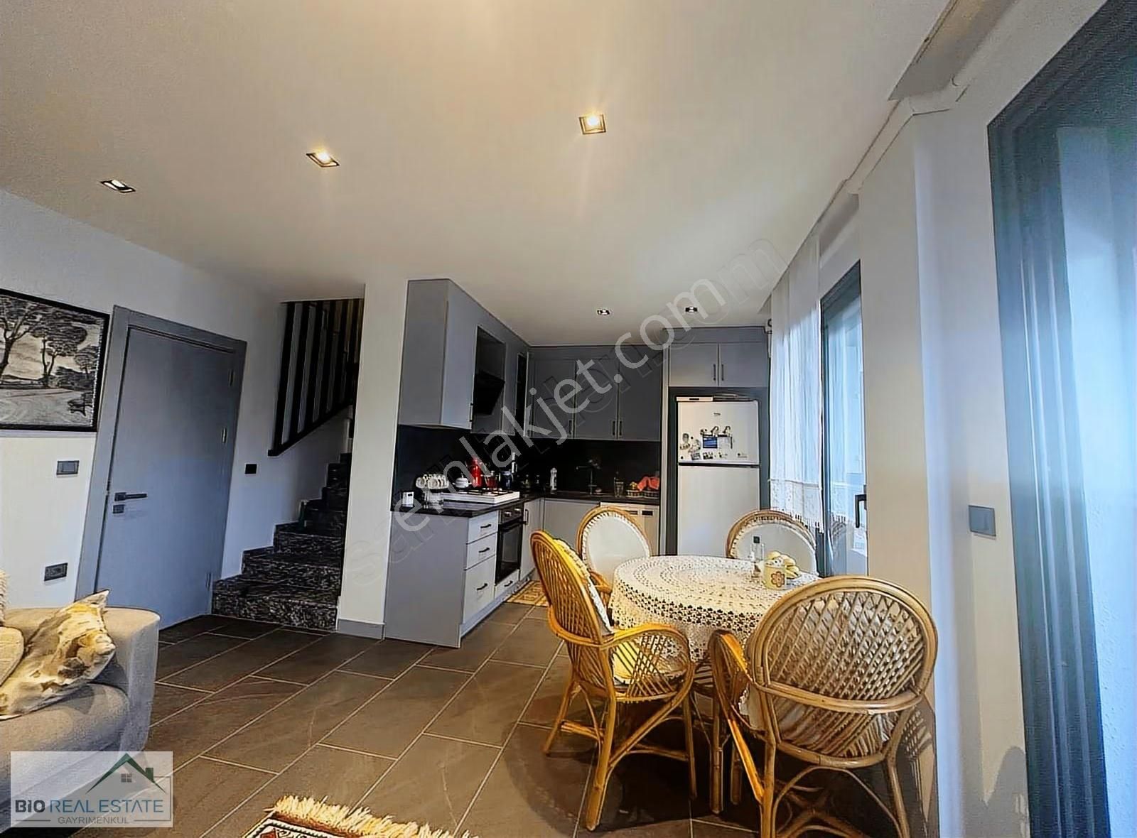 Urla / Kalabak Mah Denize Yürüme Mesafesin' De Tripleks Villa - Görsel 13