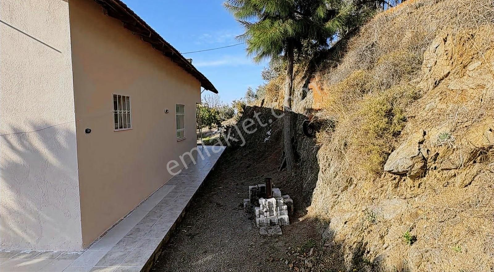 Seferihisar Tepecikte Deniz Manzaralı 120 M² Müstakil Ev - Görsel 6