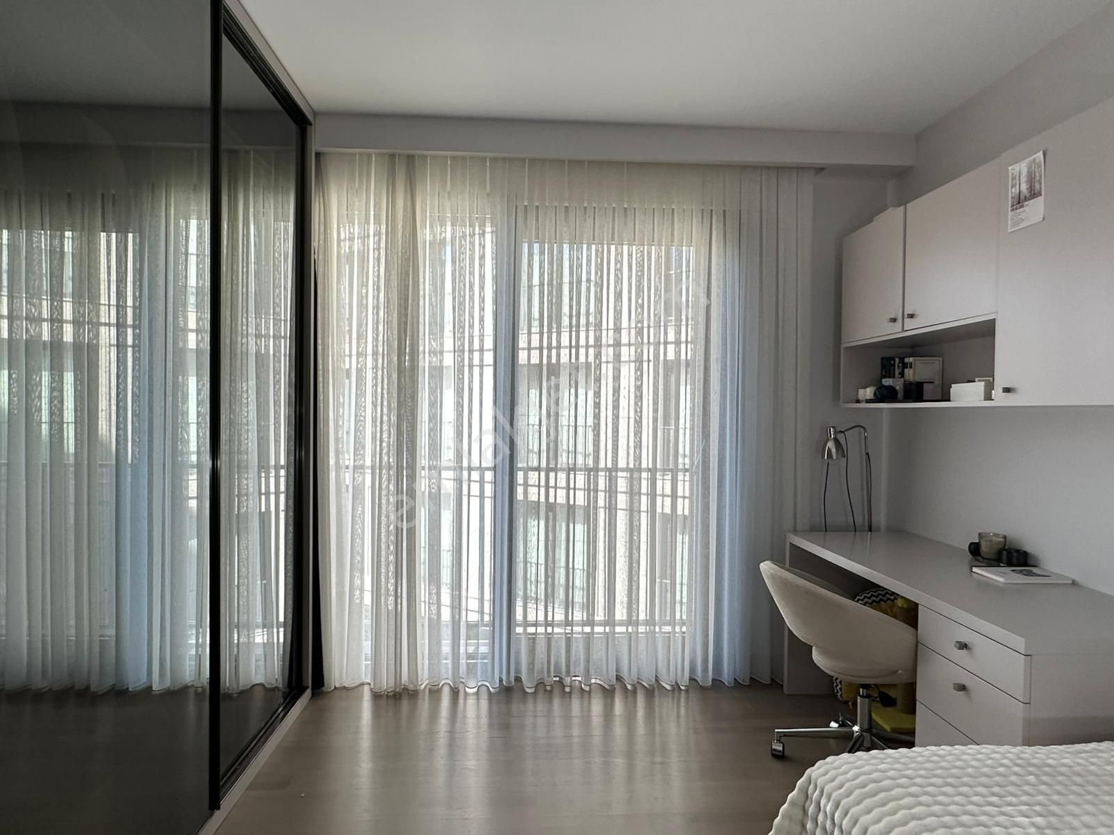 Ala Çamlıcada Kiralık 3+1 Dekorasyonlu Fül Eşyali Daire - Görsel 13