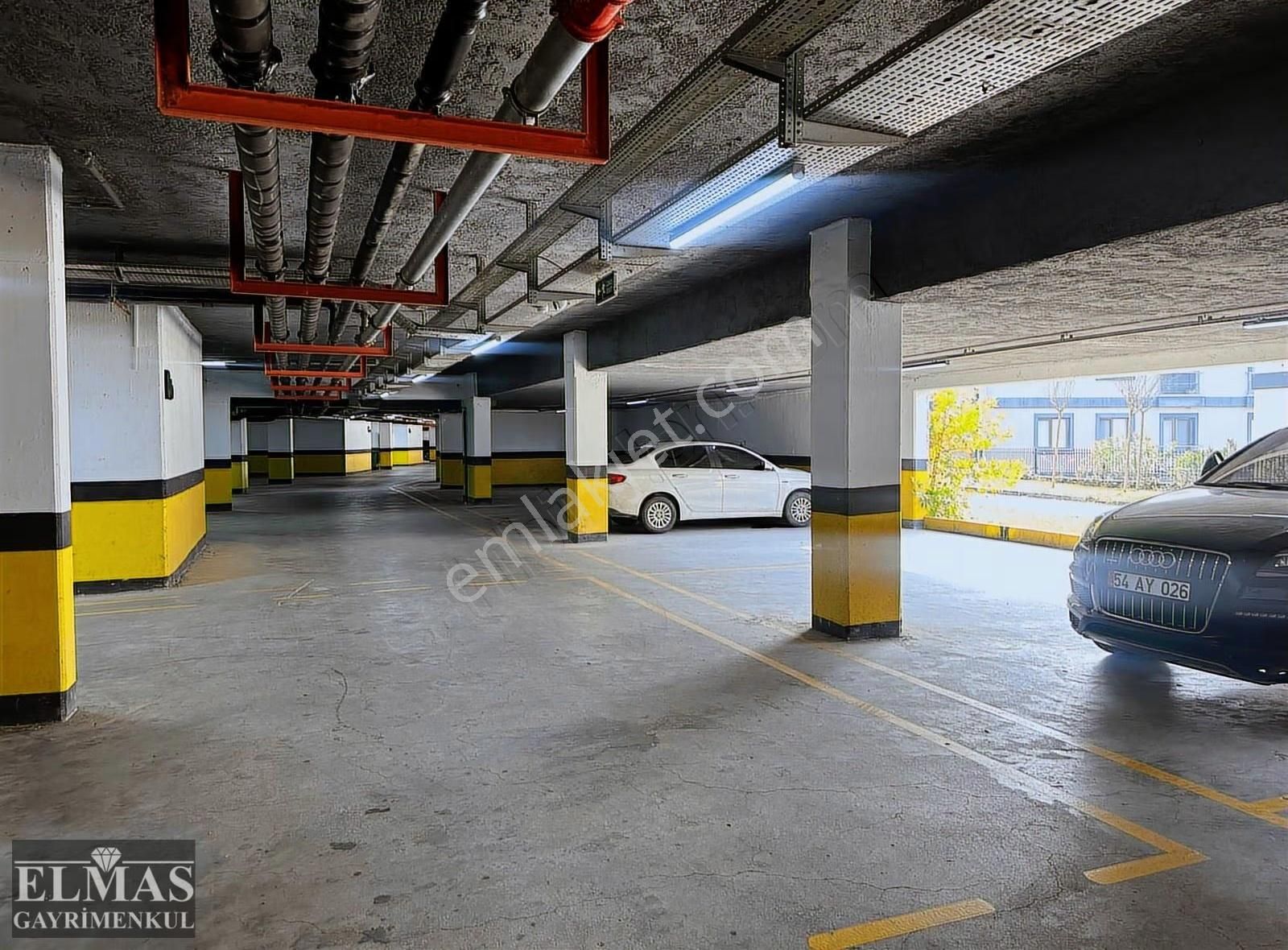Sakarya Gölbaşı Konaklarında Göl Manzaralı Lüks 3+1 Bahçe Katı - Görsel 15