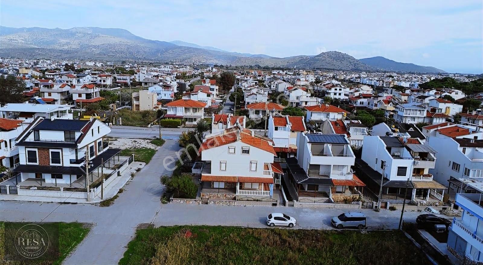 Resa Gayrimenkul'den Cumhuriyet Mh. Denize Sıfır Villa - Görsel 18