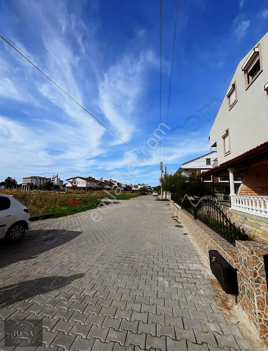 Resa Gayrimenkul'den Cumhuriyet Mh. Denize Sıfır Villa - Görsel 2